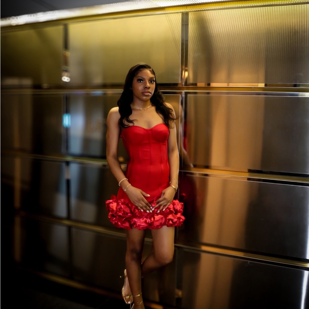 Red Ruffled Ruched Sweetheart Mini Dress - Picture 4 of 4